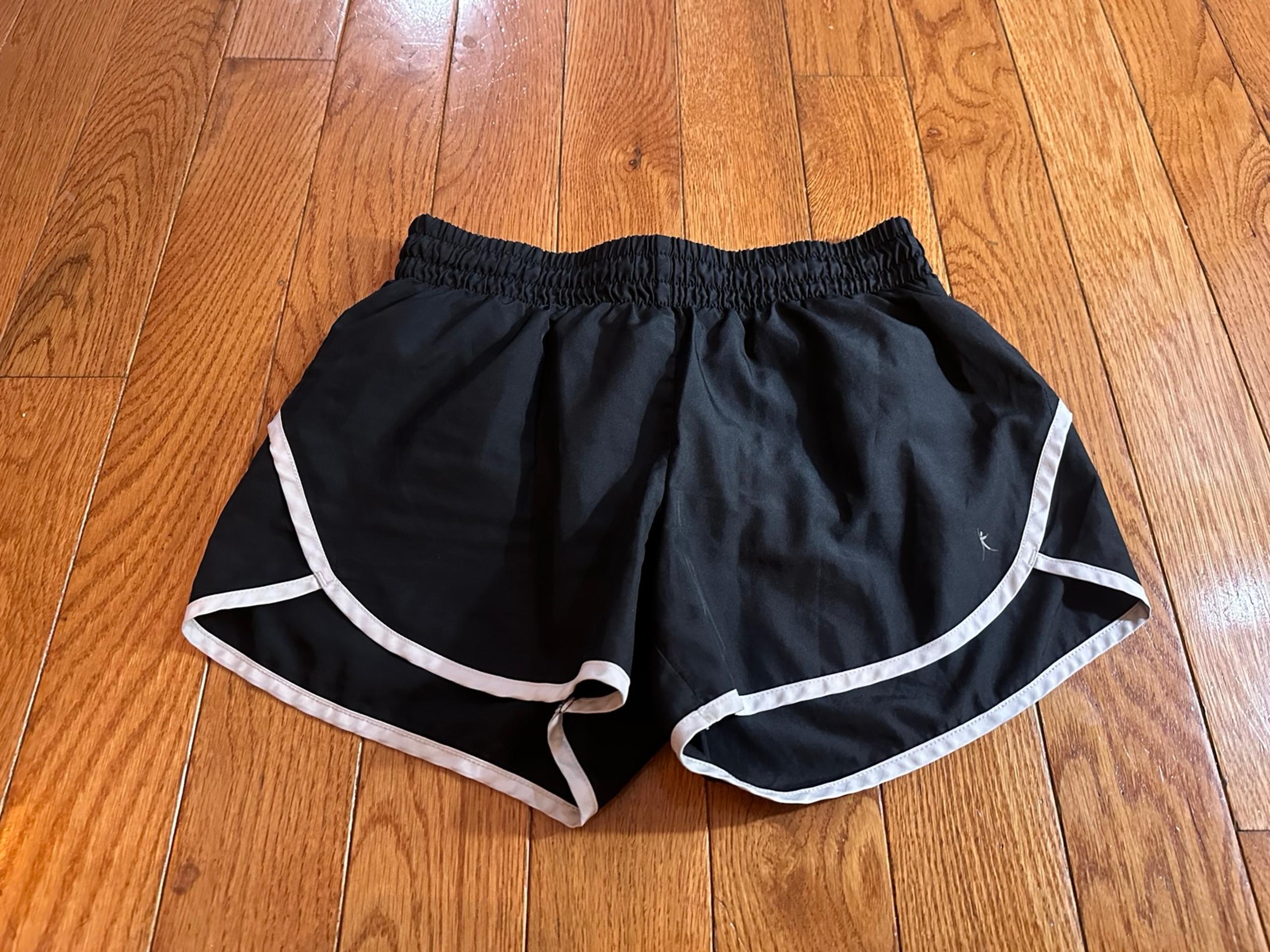 Women’s Danskin athletic running gym shorts lined black white small Sporty