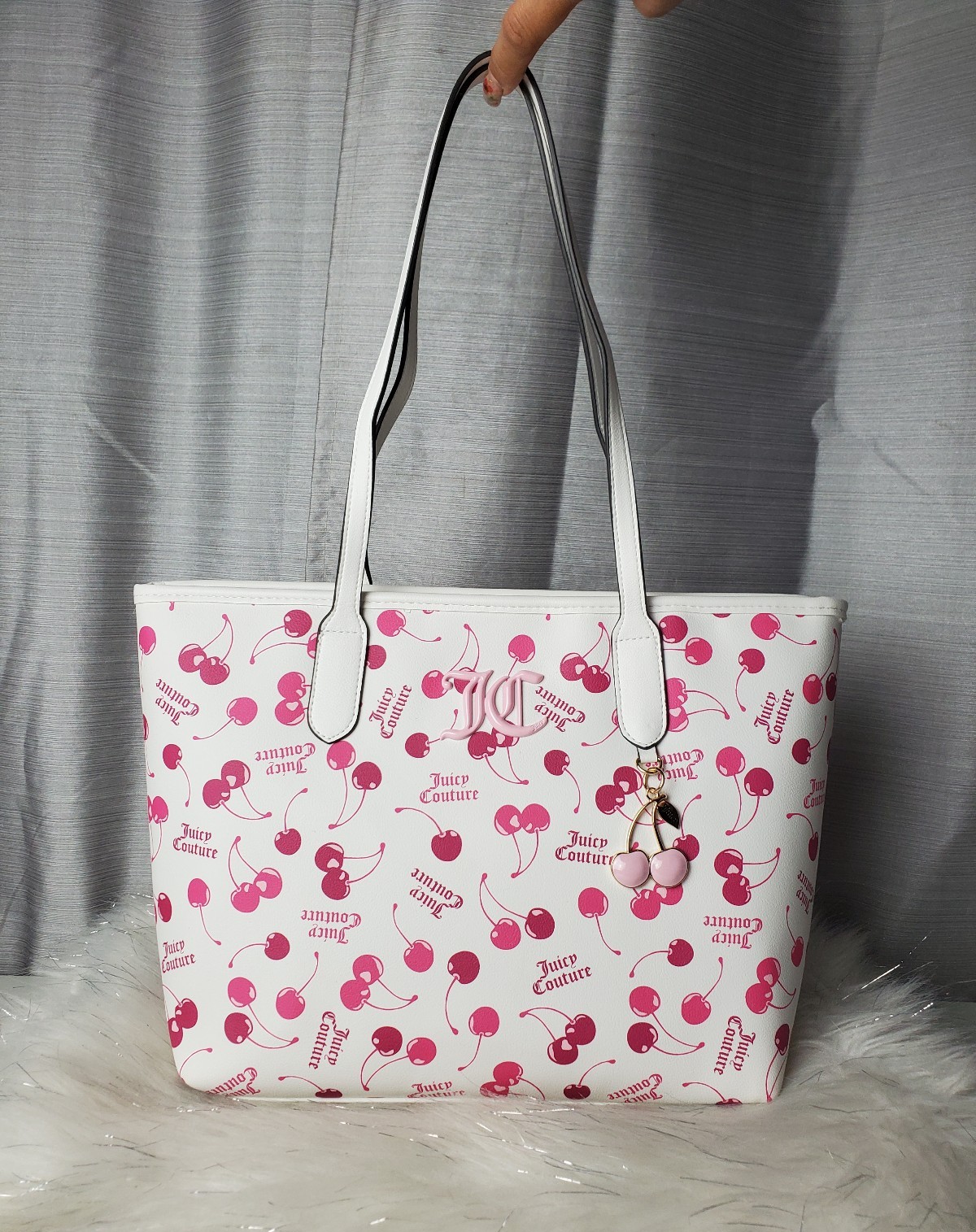 JUICY COUTURE cherry on top tote