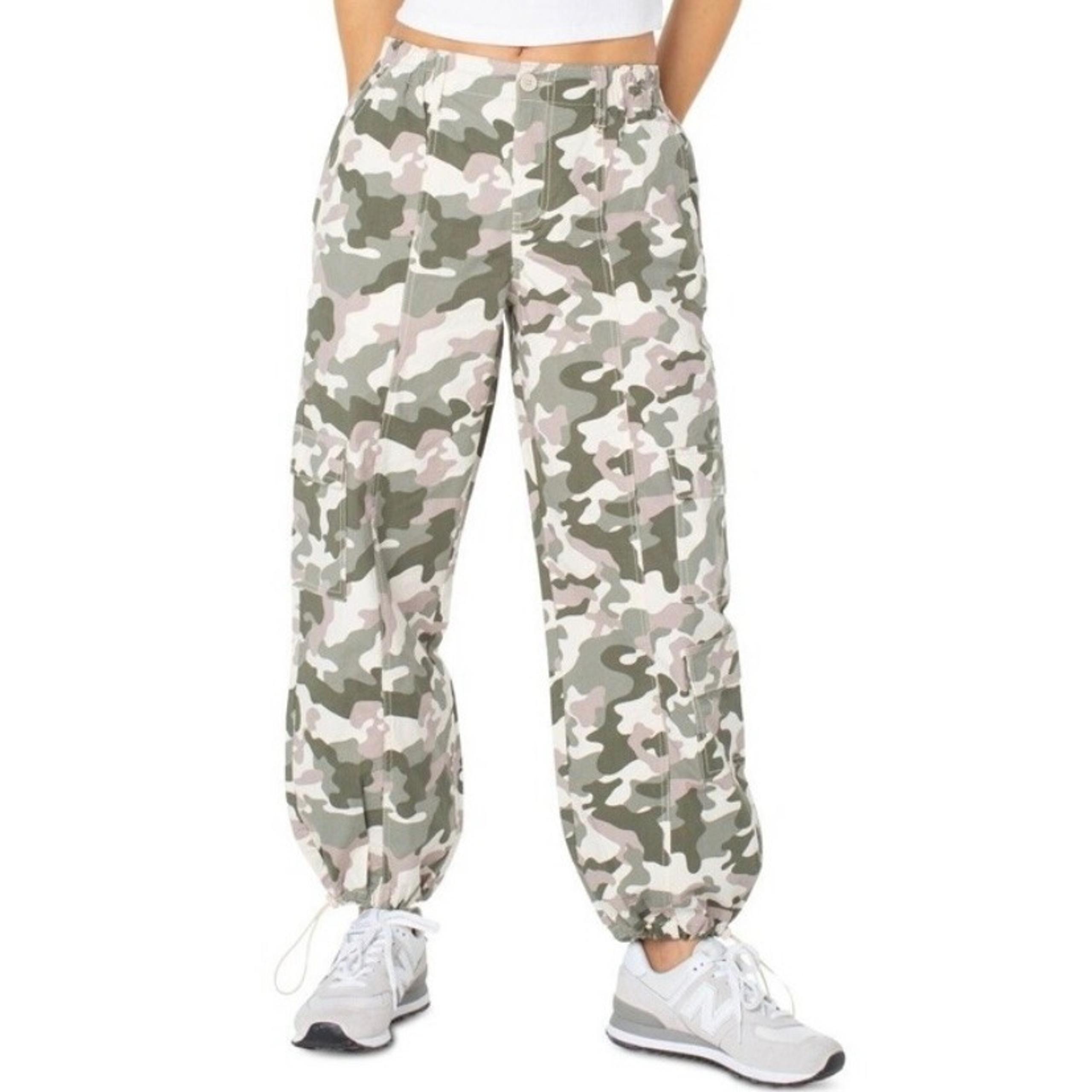 NWT Celebrity Pink Camo Cream Beige Cargo Pants Large Army Casual Street