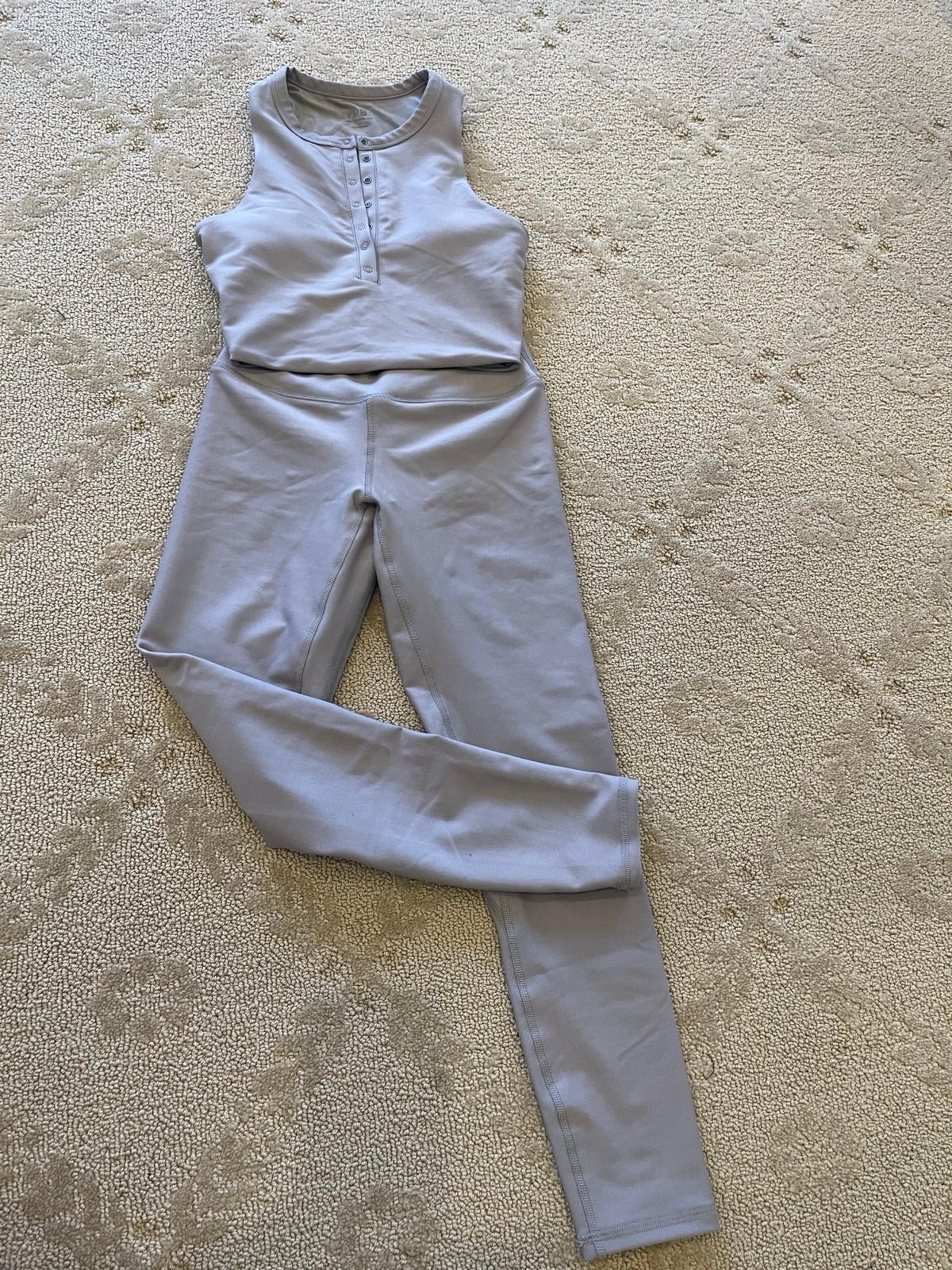 Abercrombie YPB activewear set