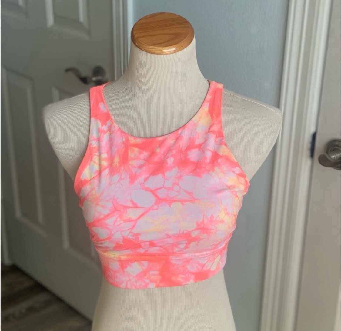 Lululemon Energy High Neck Long Sports Bra