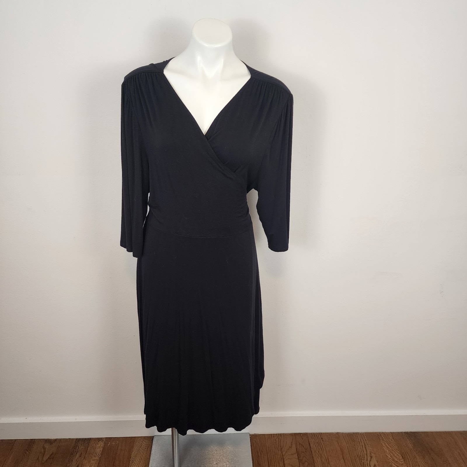Kiyonna Whimsy Wrap Dress Black Ruffled Hem True Wrap V Neck Size 3X Made In USA