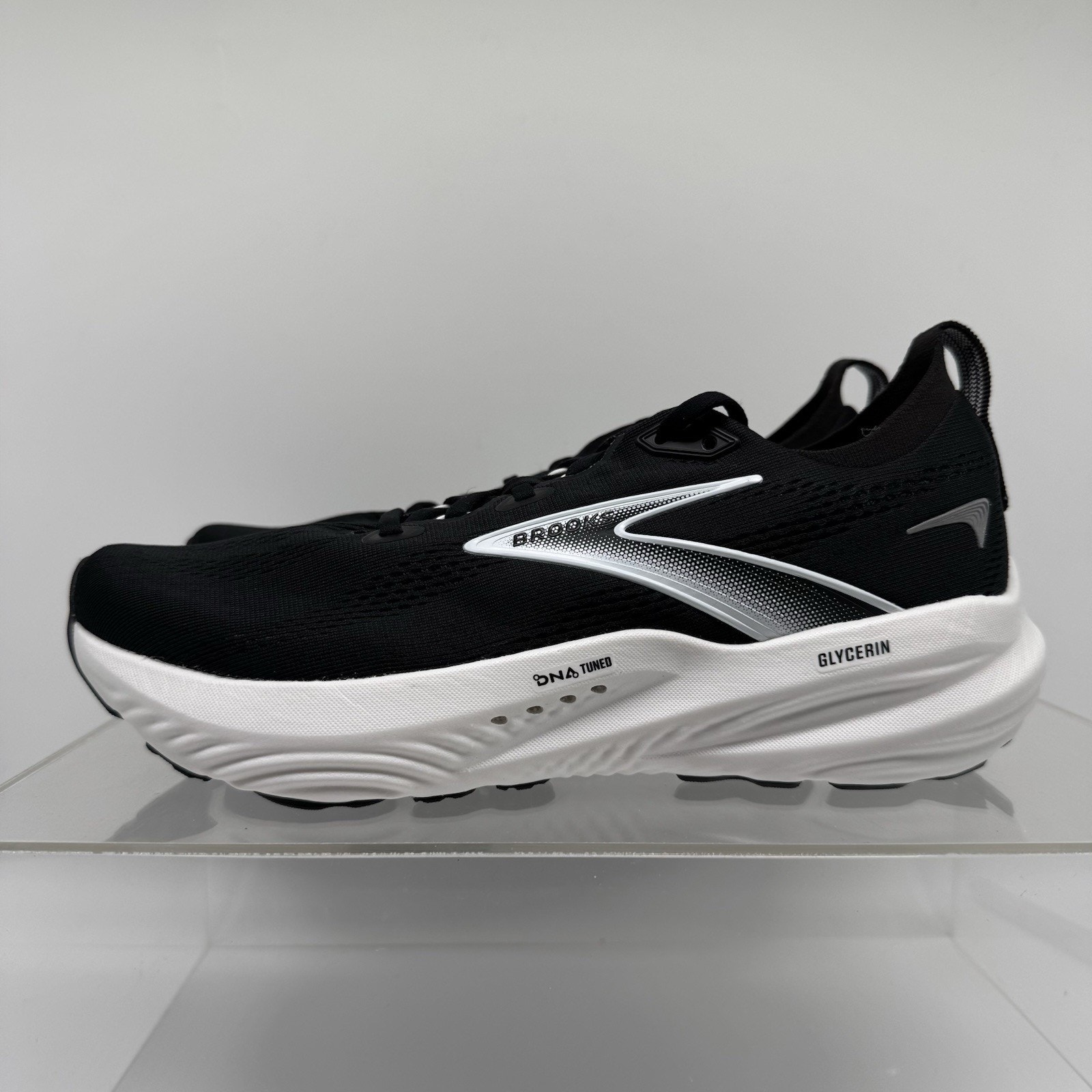 Brooks Glycerin 22 Black Grey White 1204341D090 Running Shoes Women’s Size 9.5