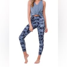 Onzie high waisted leggings sz M/L