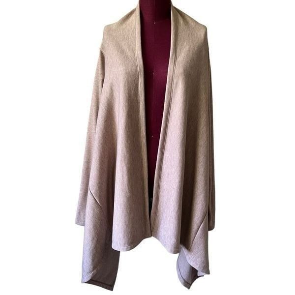 Final PriceArc’teryx Nyara Tan Polartec Thermal Pro fleece wrap for shoulder sea