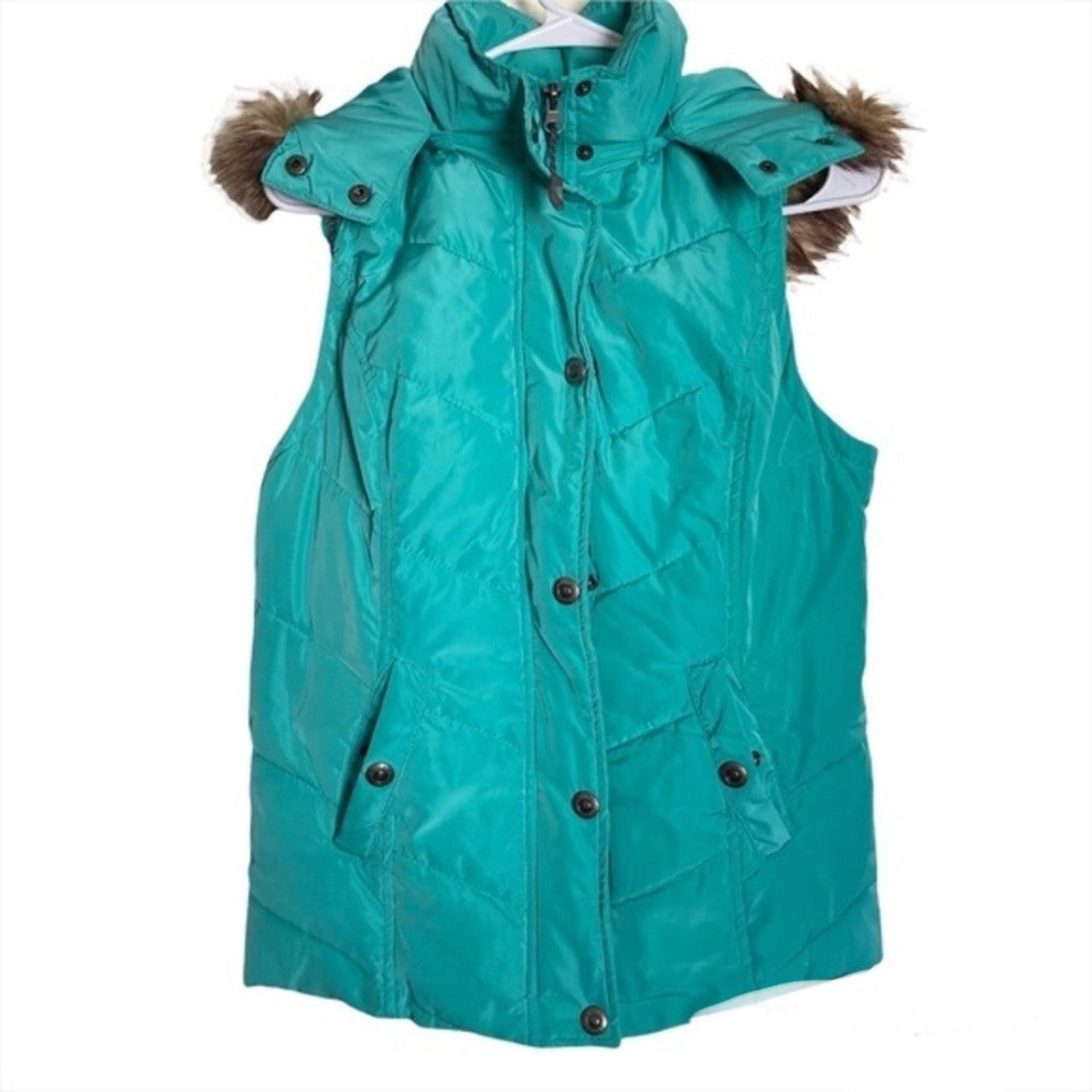 Green Tea puffer vest, Size large