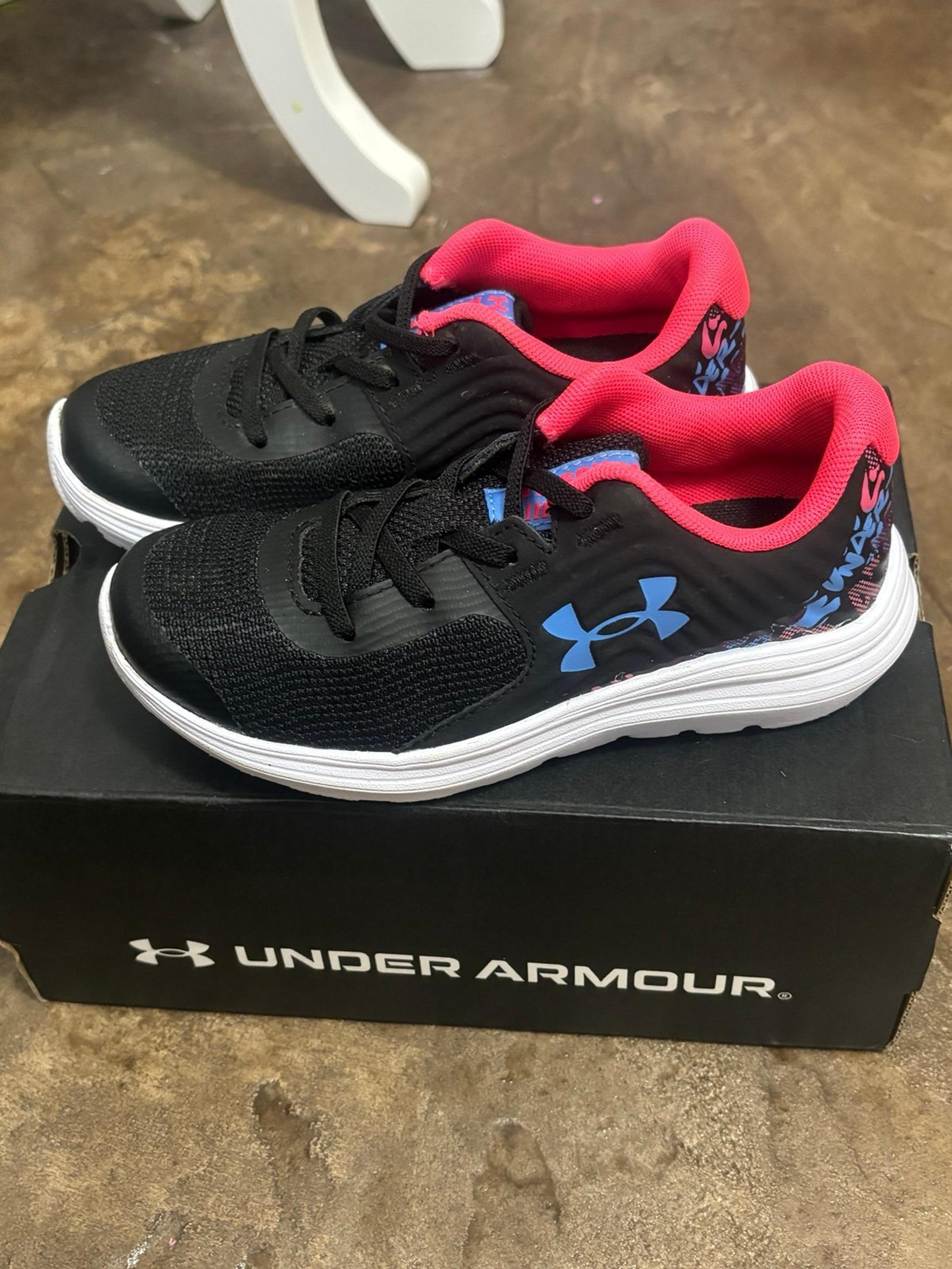 Under Armour Girls Shoes 11