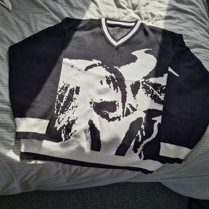 Womens Black and White Jumper