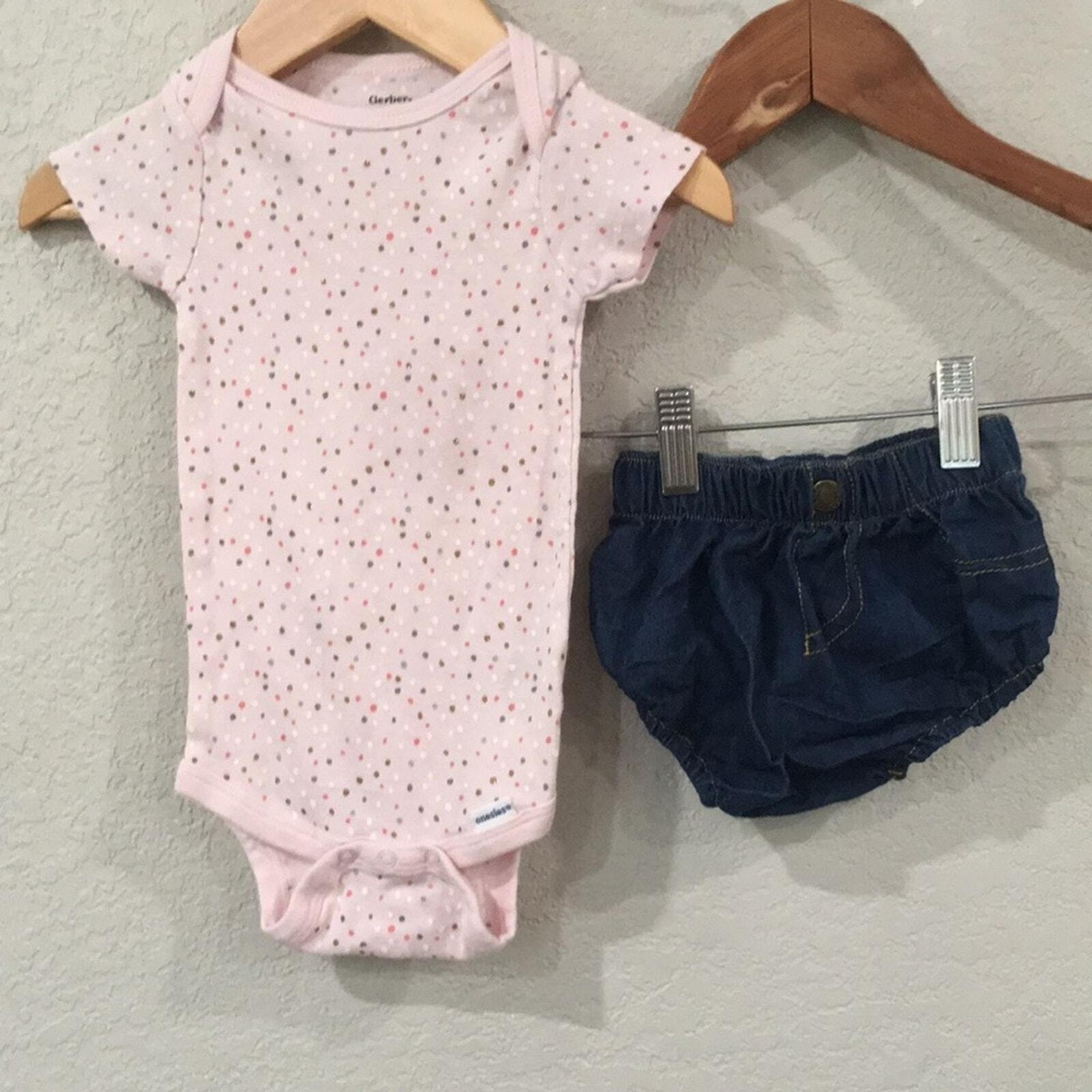 Gerber Baby Girl Sz 6-9M Polka Dot Bodysuit and Denim Ruffle Shorts