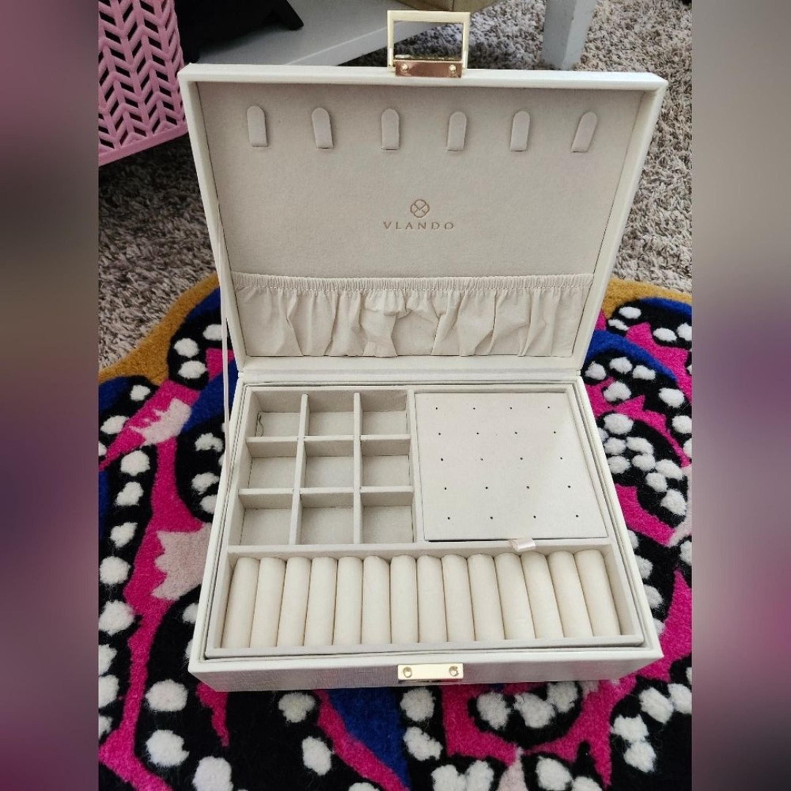 VLANDO Cream Faux Leather Jewelry Box Organization Storage Golden Hardwa…