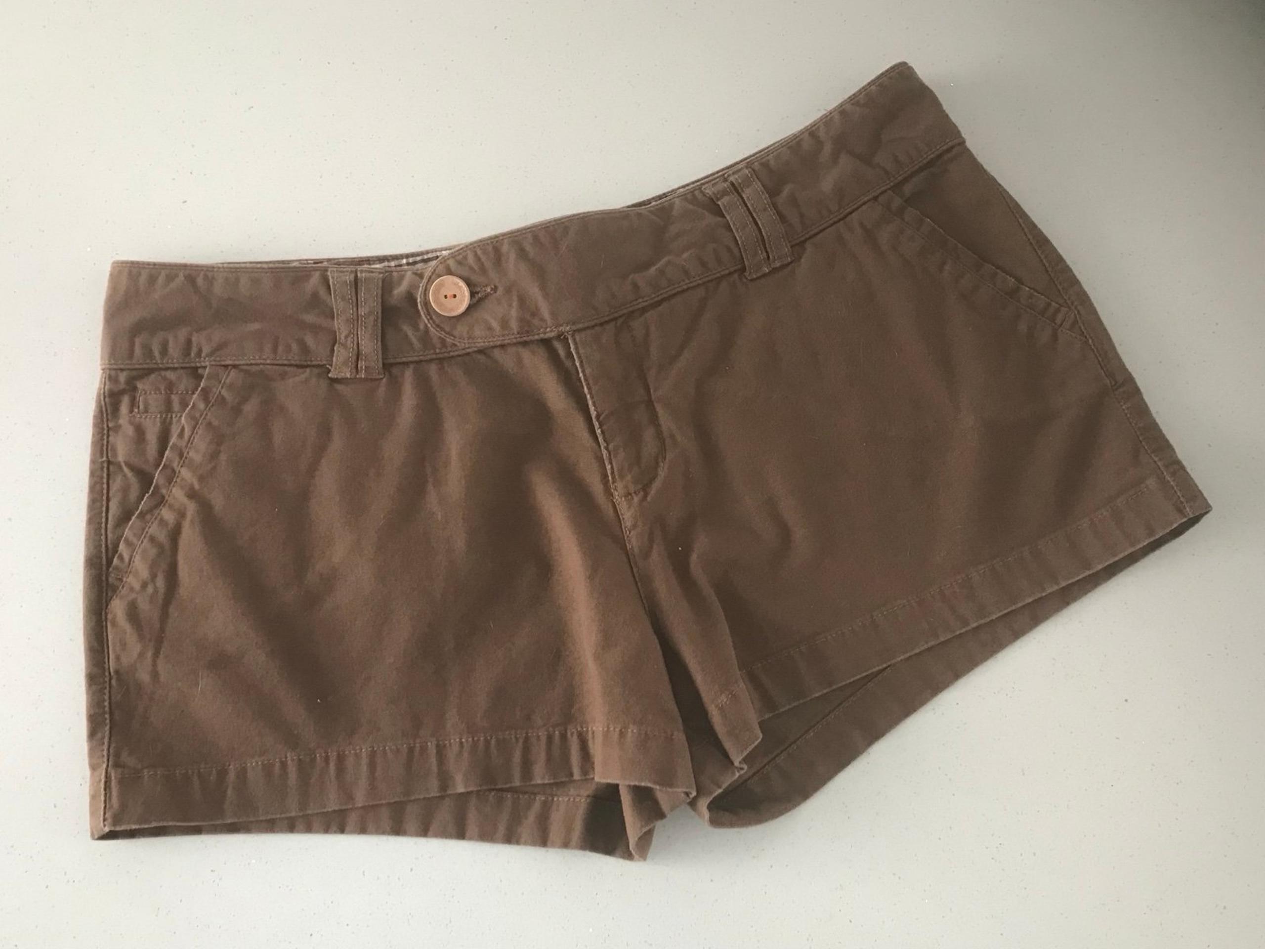 Retro Coffee Shorts, Size 15.