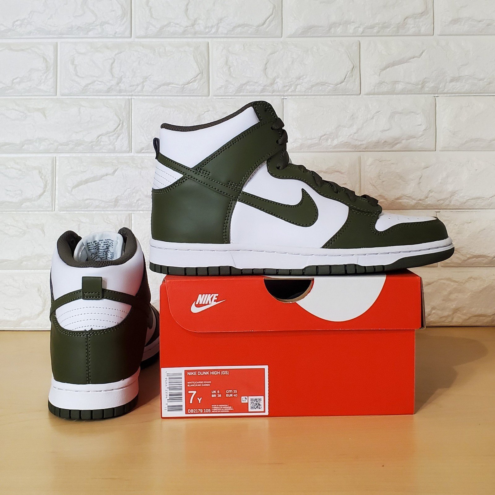 Nike Dunk High GS Size 7Y / Womens 8.5 White Cargo Khaki DB2179-105