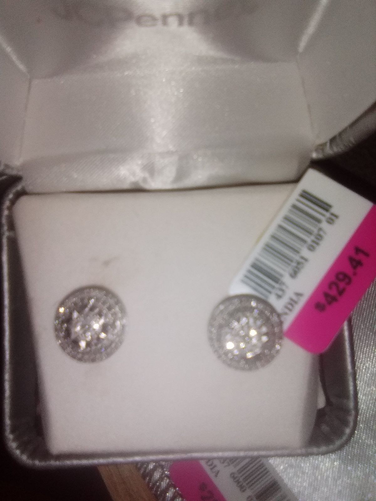 .5CTW CERTIFIED GENUINE DIAMOND AND STER