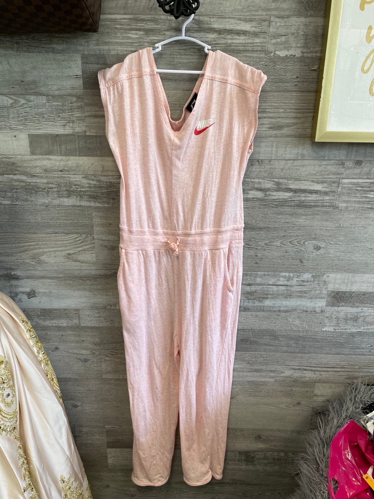 Nike one piece sz large kids