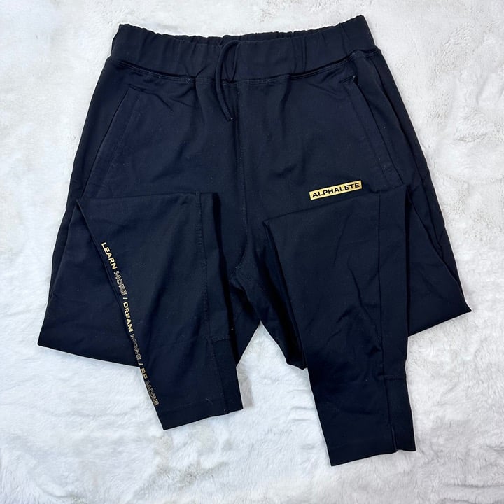 Alphalete Black Joggers Men's Size Medium Approximately