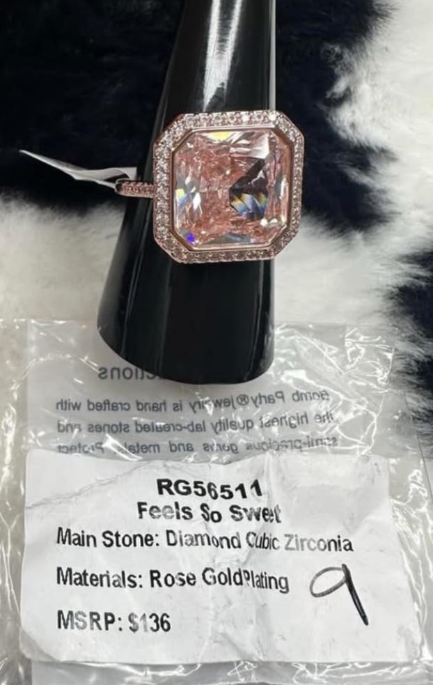 Bomb Party April RG56511 Feels so Sweet Ring Sz 9