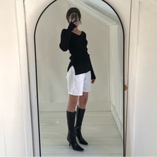 Low Classic V Neck Rib Knit Top in Black One Size Retail 295
