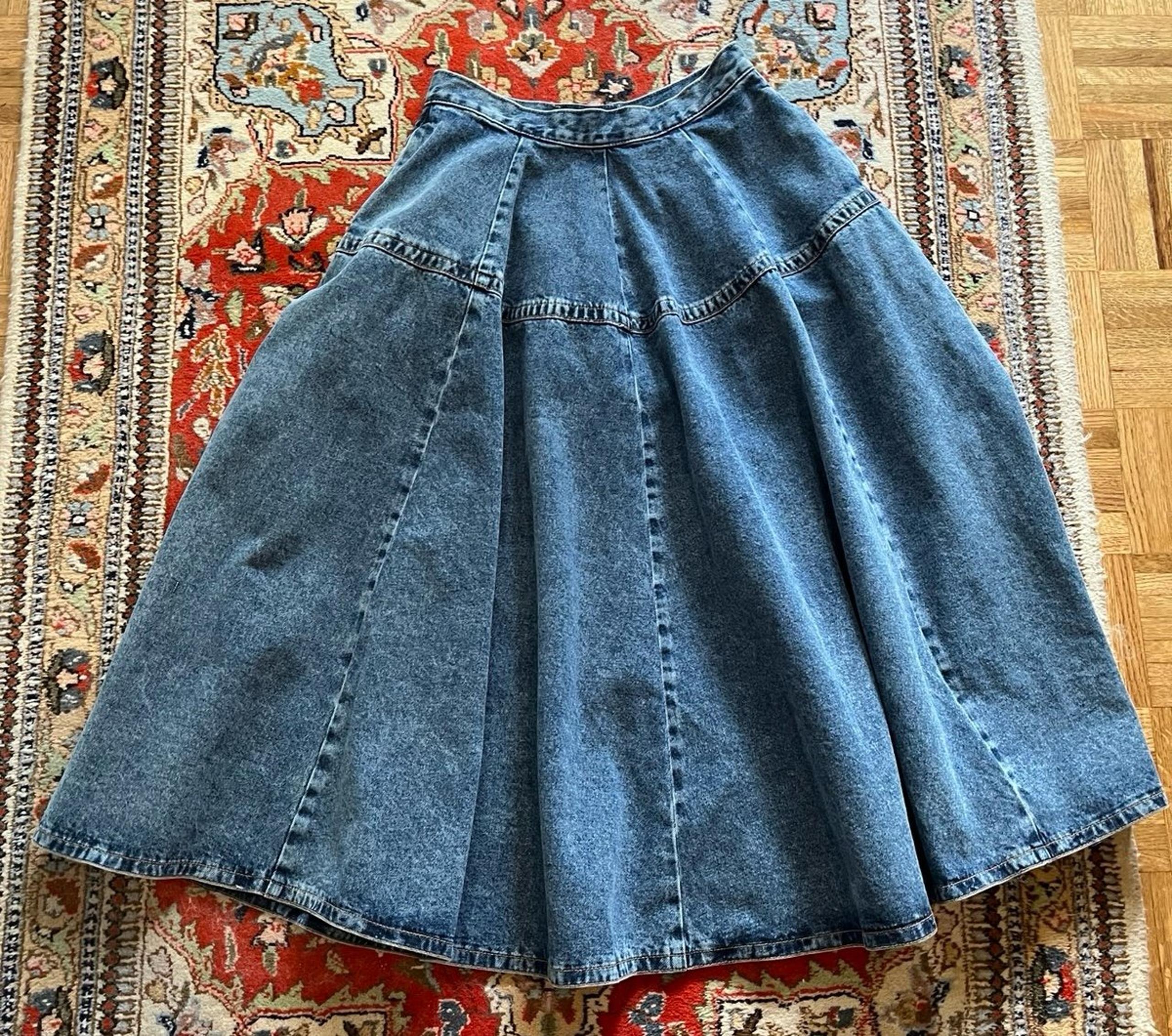 High-Waisted Midi-Length Denim Circle Skirt W/Pockets Size 6