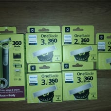 Phillips One Blade Face and Body Trimmer and Cartridges.