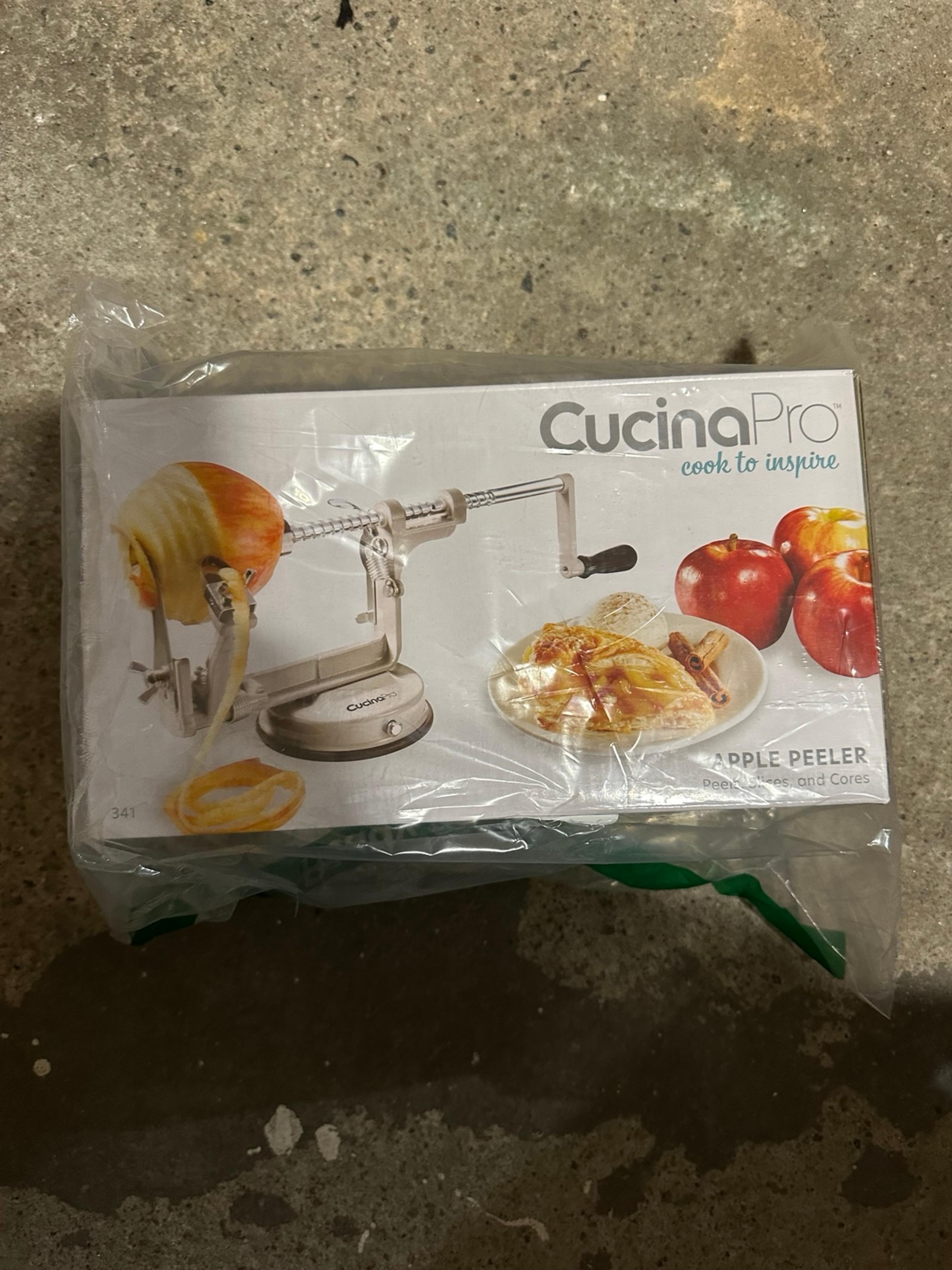 CucinaPro Apple Peeler Slicer and Corer - SILVER