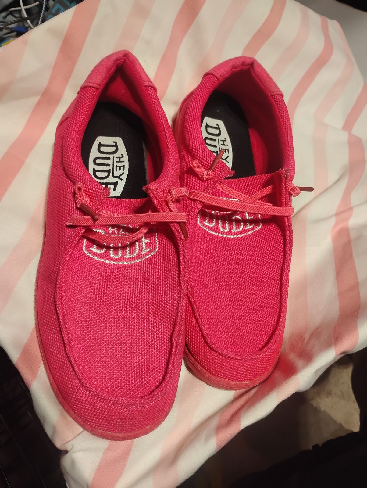 Hot pink hey dudes