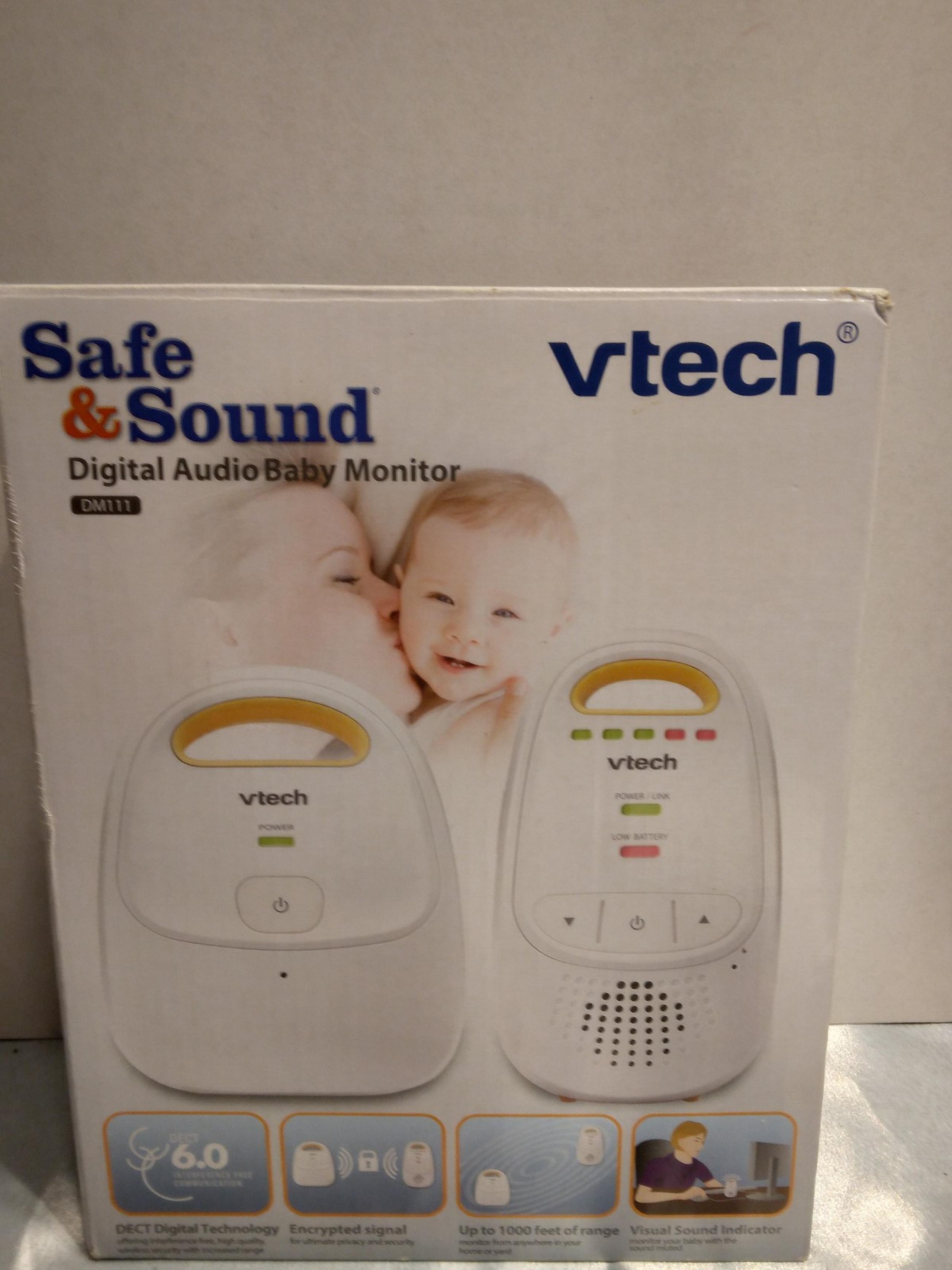 V-Tech Safe And Sound Digital Audio Baby Monitor DM111