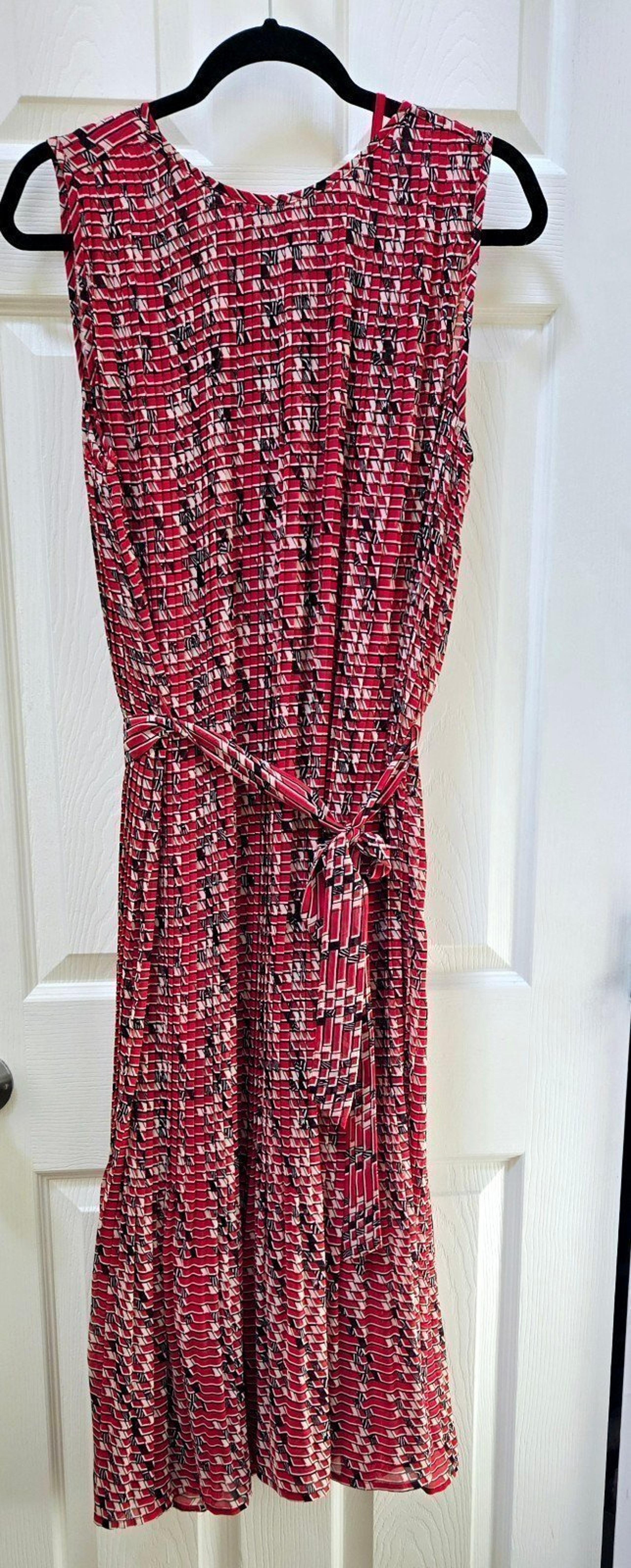 NWOT Banana Republic Pleated Midi Dress