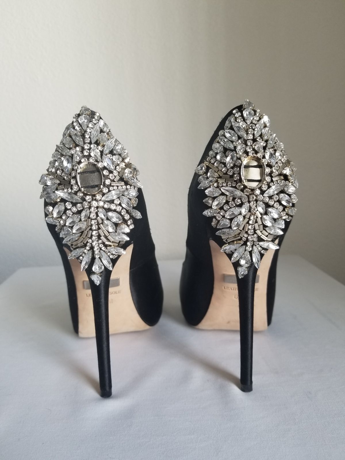 Badgley Mischka Kiara Black Satin Pumps