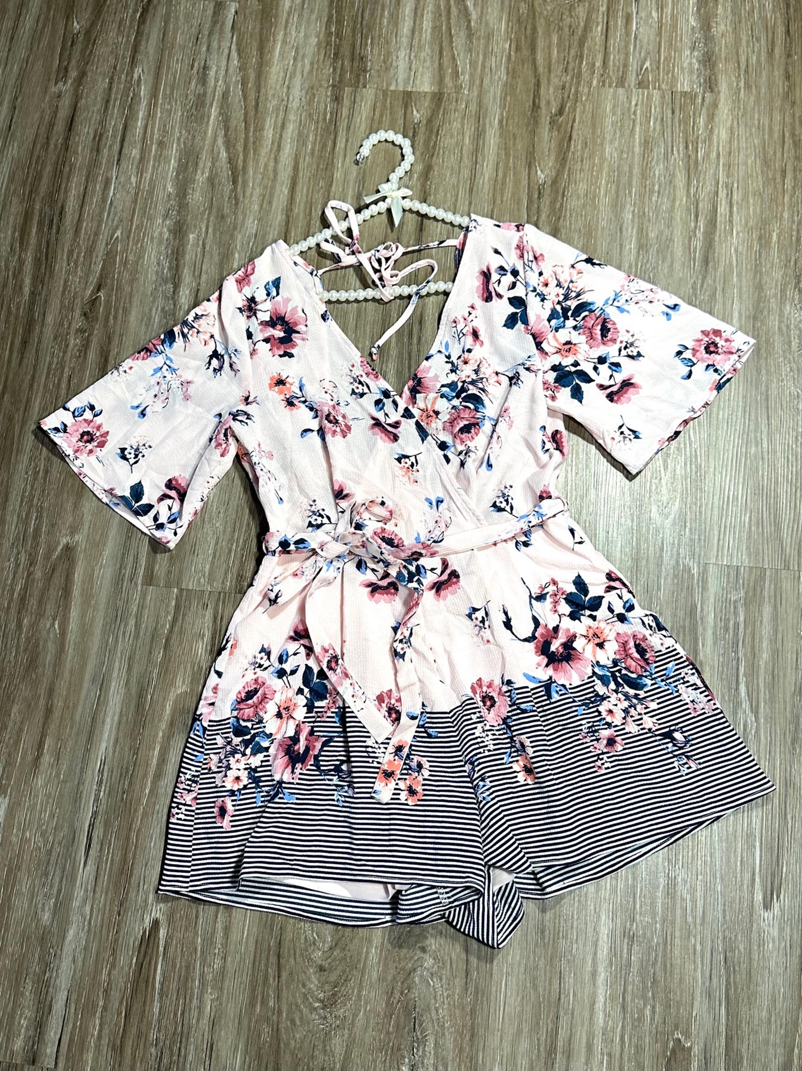 Blue Rain Floral Romper Women’s Size Small Light Pink Navy Multi
