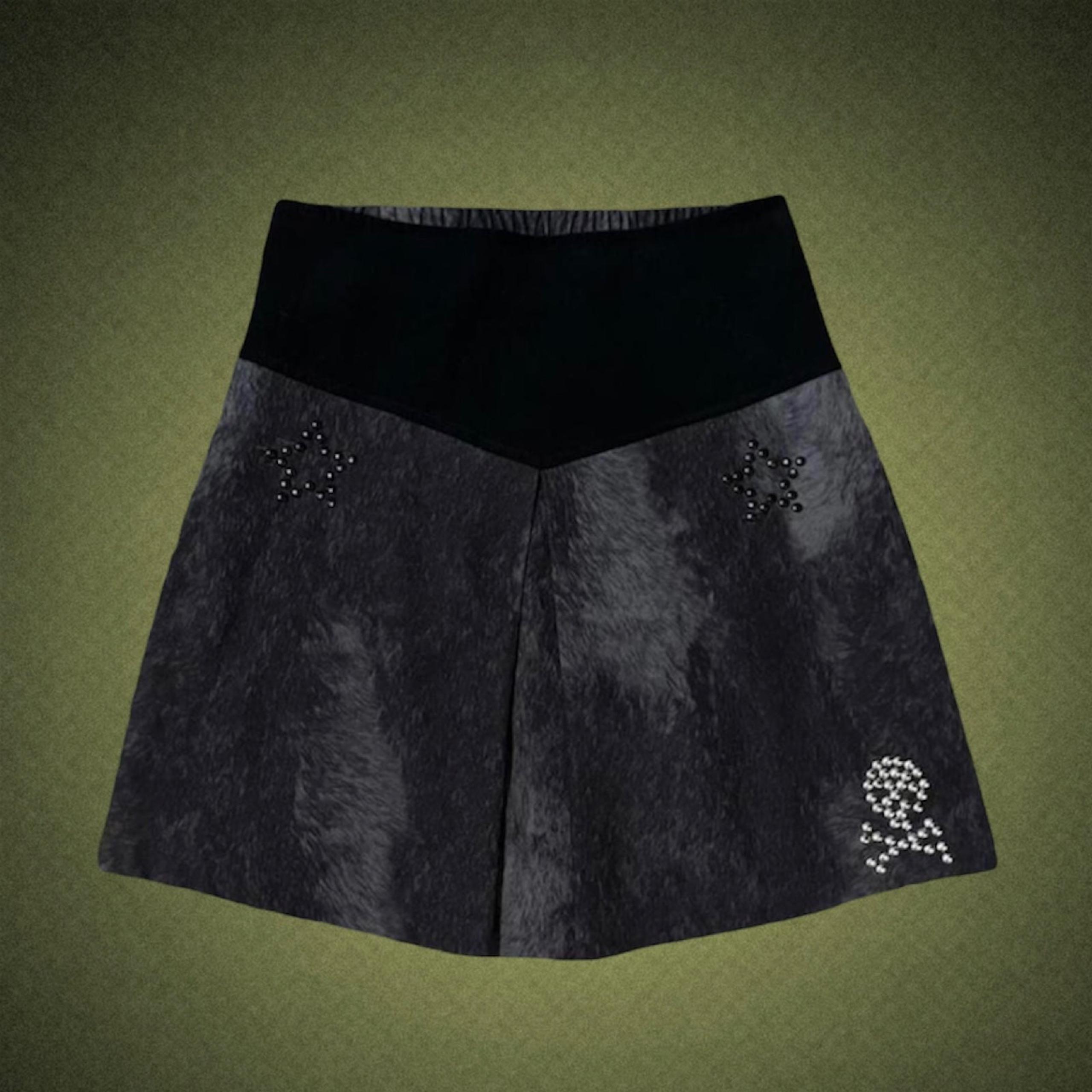 Skull skirt