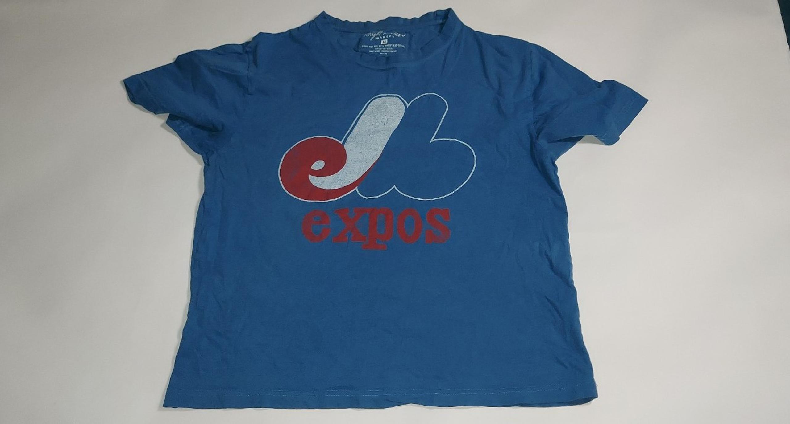 WRIGHT & DITSON Montreal Expos MLB Blue Soft T-Shirt Womens Size Medium