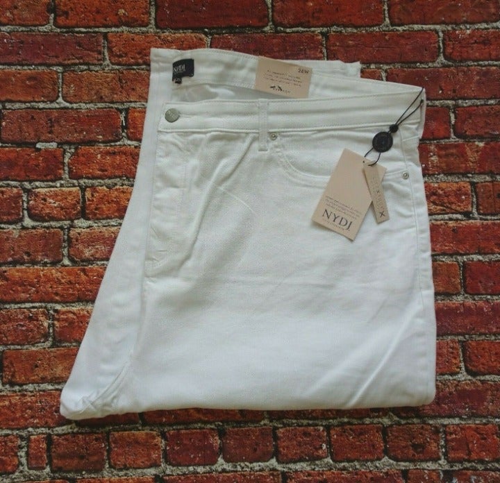 NWT NYDJ Skinny Capri Plus Jean Denim White Lift Tuck Technology Stretch 99 28W