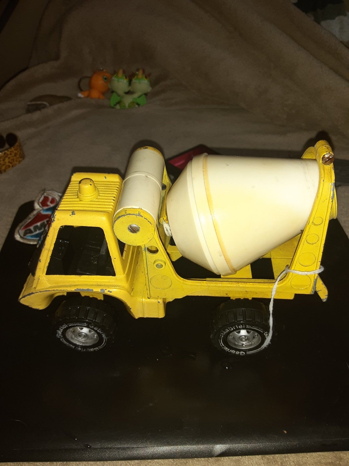 1975 GABRIEL IND INC CEMENT MIXER TRUCK NRMINT CONDITION -RARE-