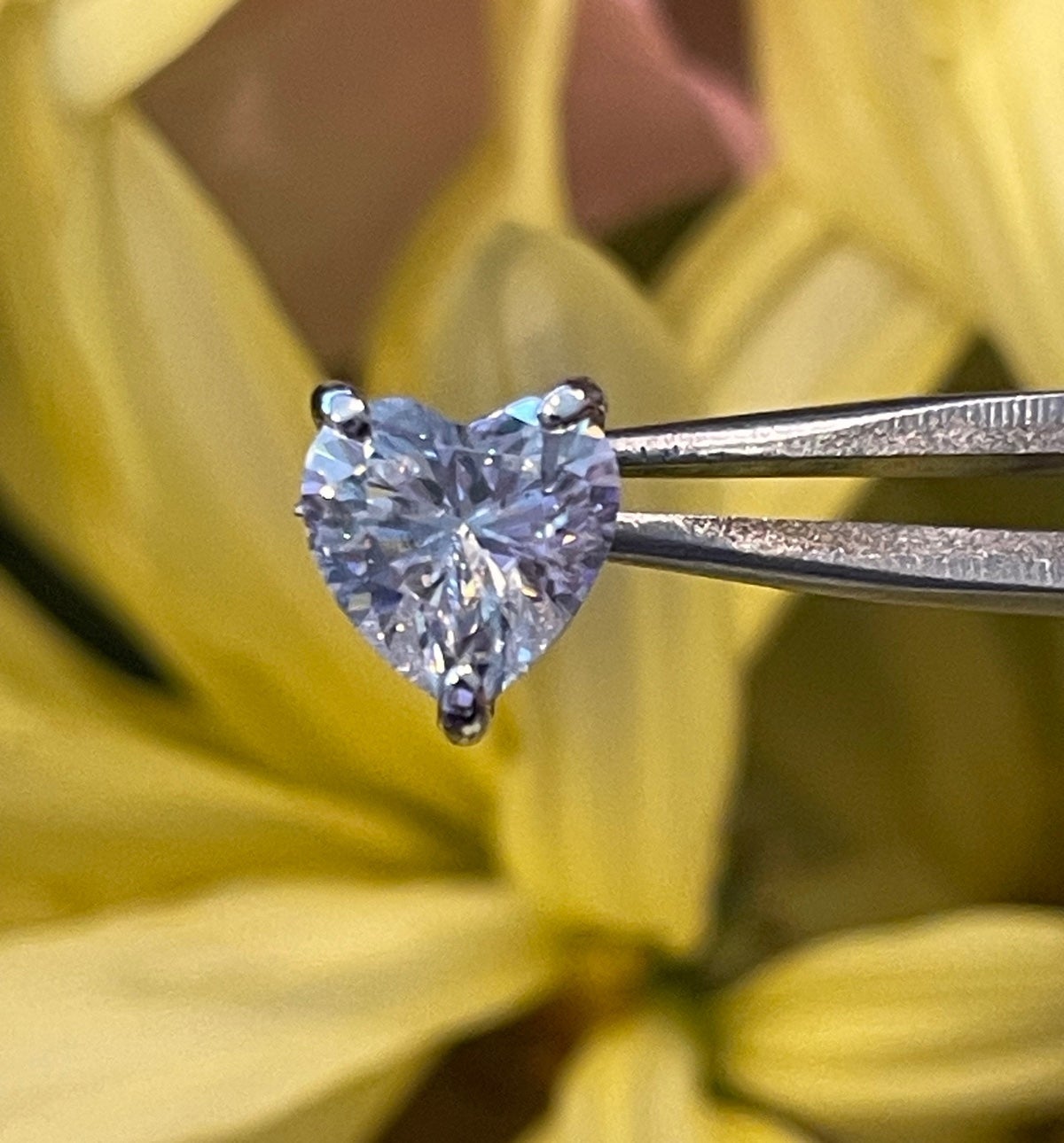 2 ct 6.5 mm real moissanite heart stub earrings !!