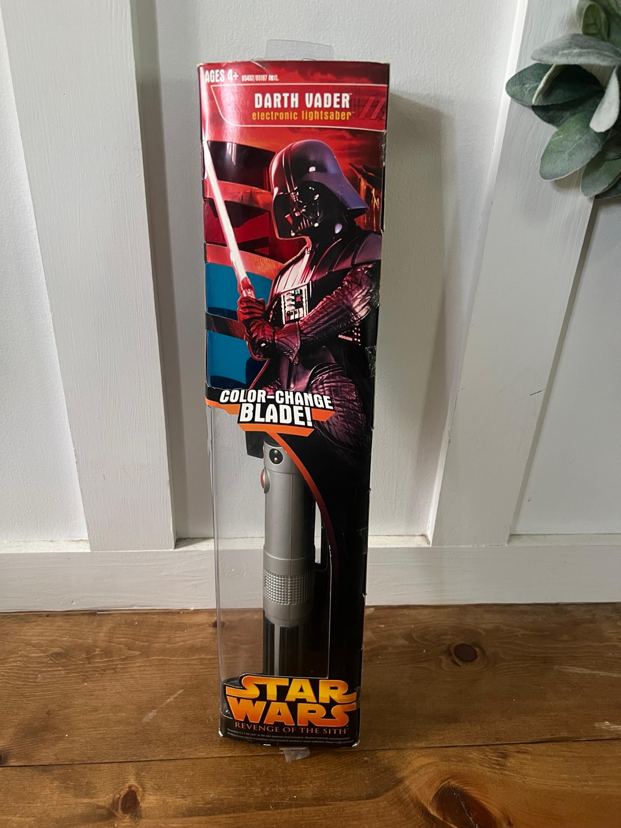 Star Wars 2005 Collectible Lightsaber