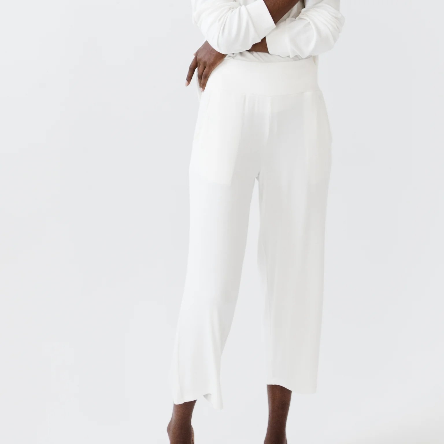 Cozy Earth Women’s Rib-Knit Lounge Capri Size M Ivory Pants Cozy Earth Capri Pjs