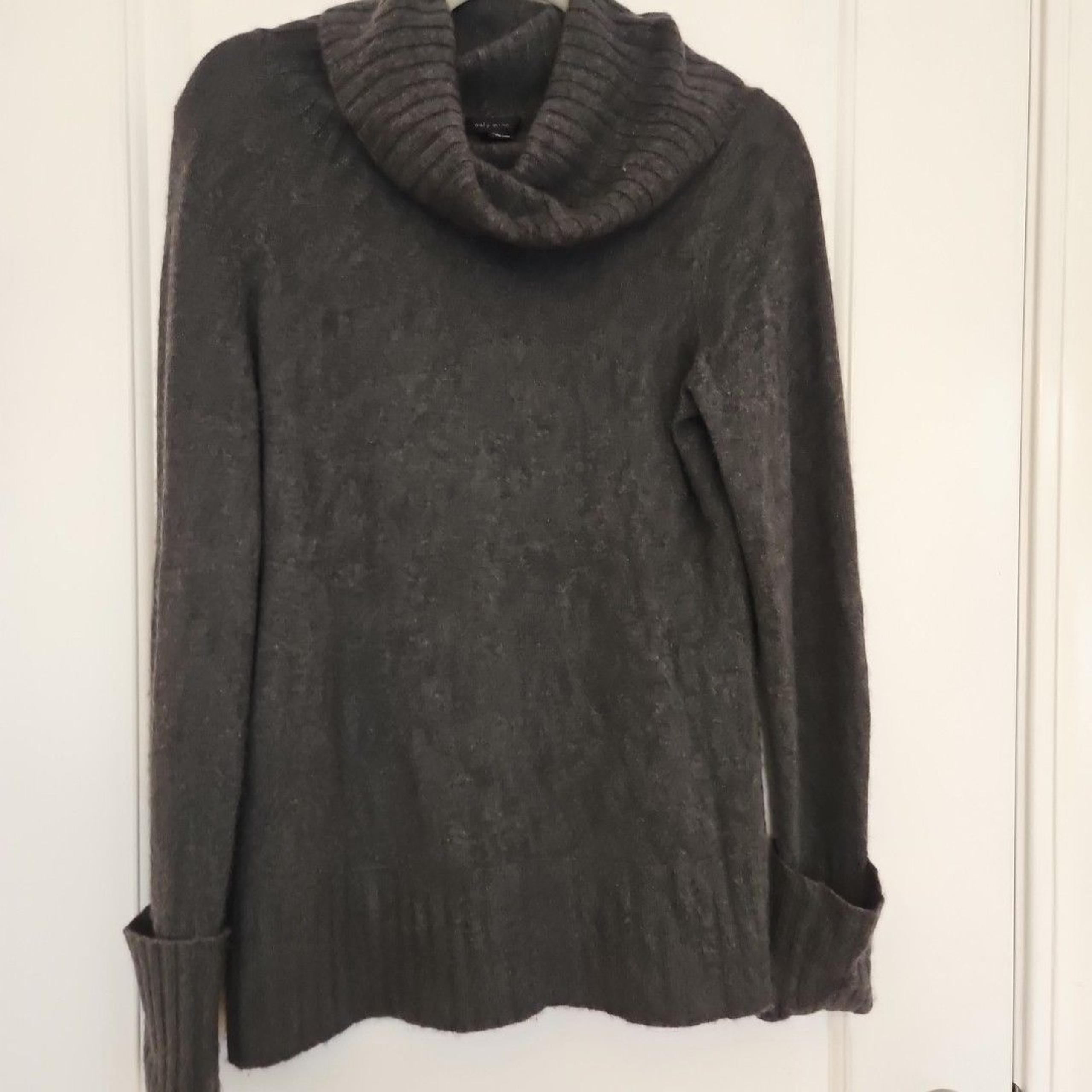 Only Mine 2ply 100% cashmere Dark Grey cowl neck sweater Womens Medium, Cuffs