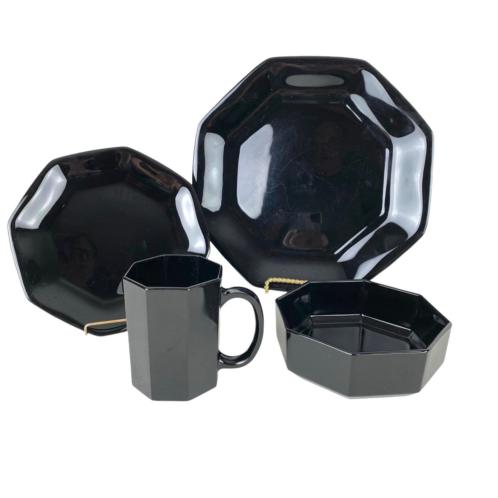 Arcoroc 4 Piece Place Setting Set Mug Bowl Salad And Dinner Plates Black Octagon