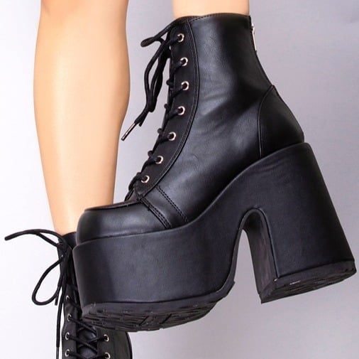 Jeffrey Campbell Womens Black Studded