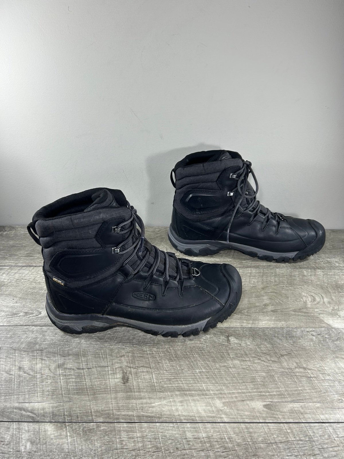 Keen 1019913 Targhee High Men’s Leather Waterproof Hiking Hiker Boots Size 11
