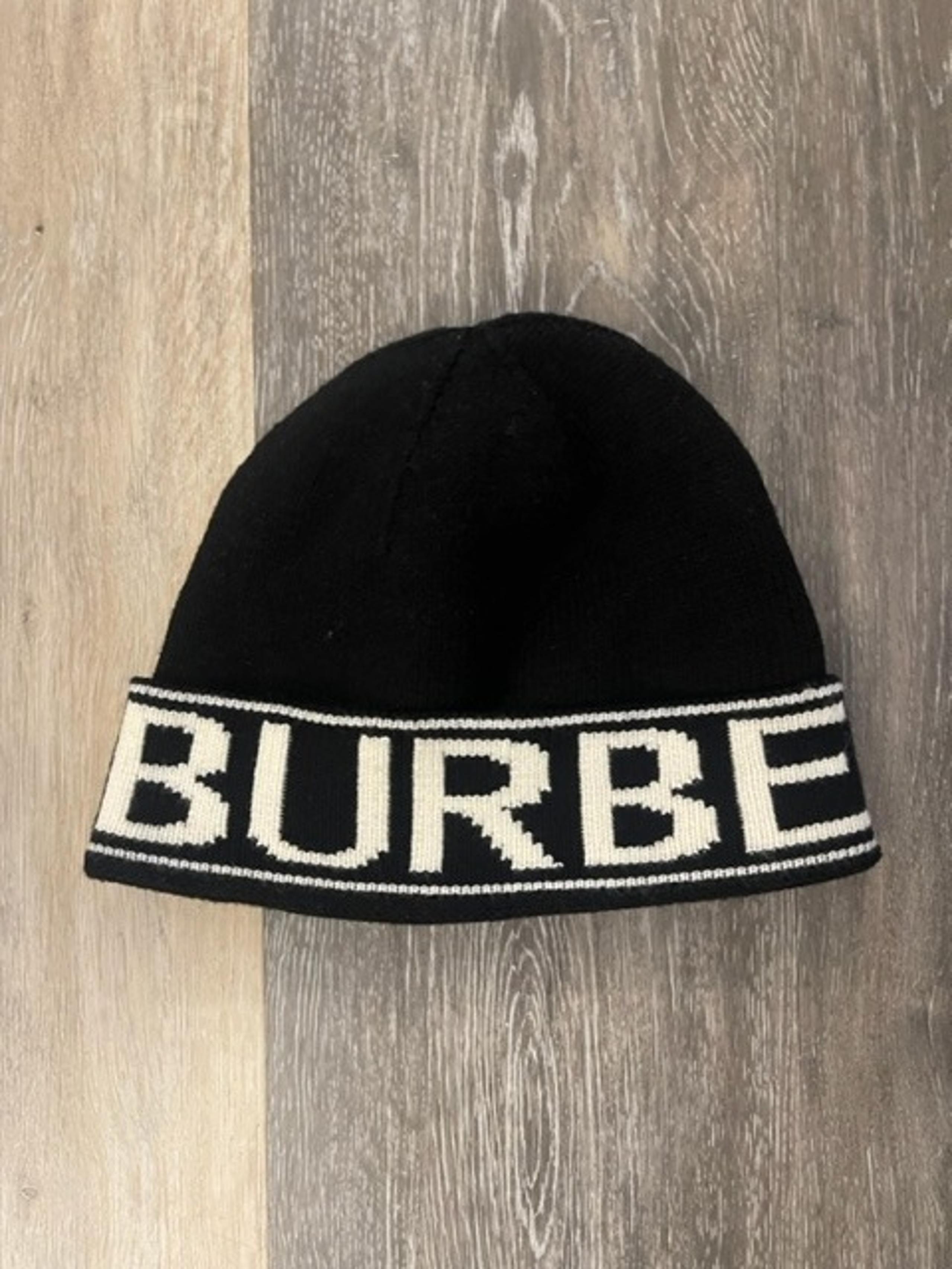 Burberry Logo Beanie