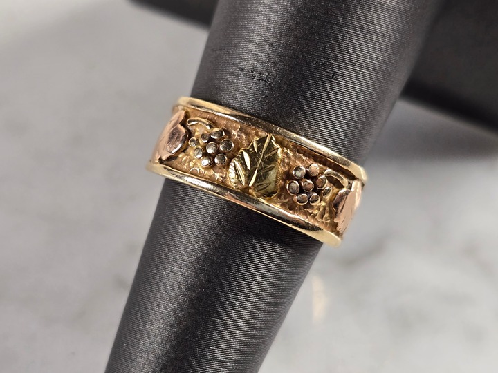Womens Vintage Estate 14K Gold Grape Leaf Ring 4.5g #E4379
