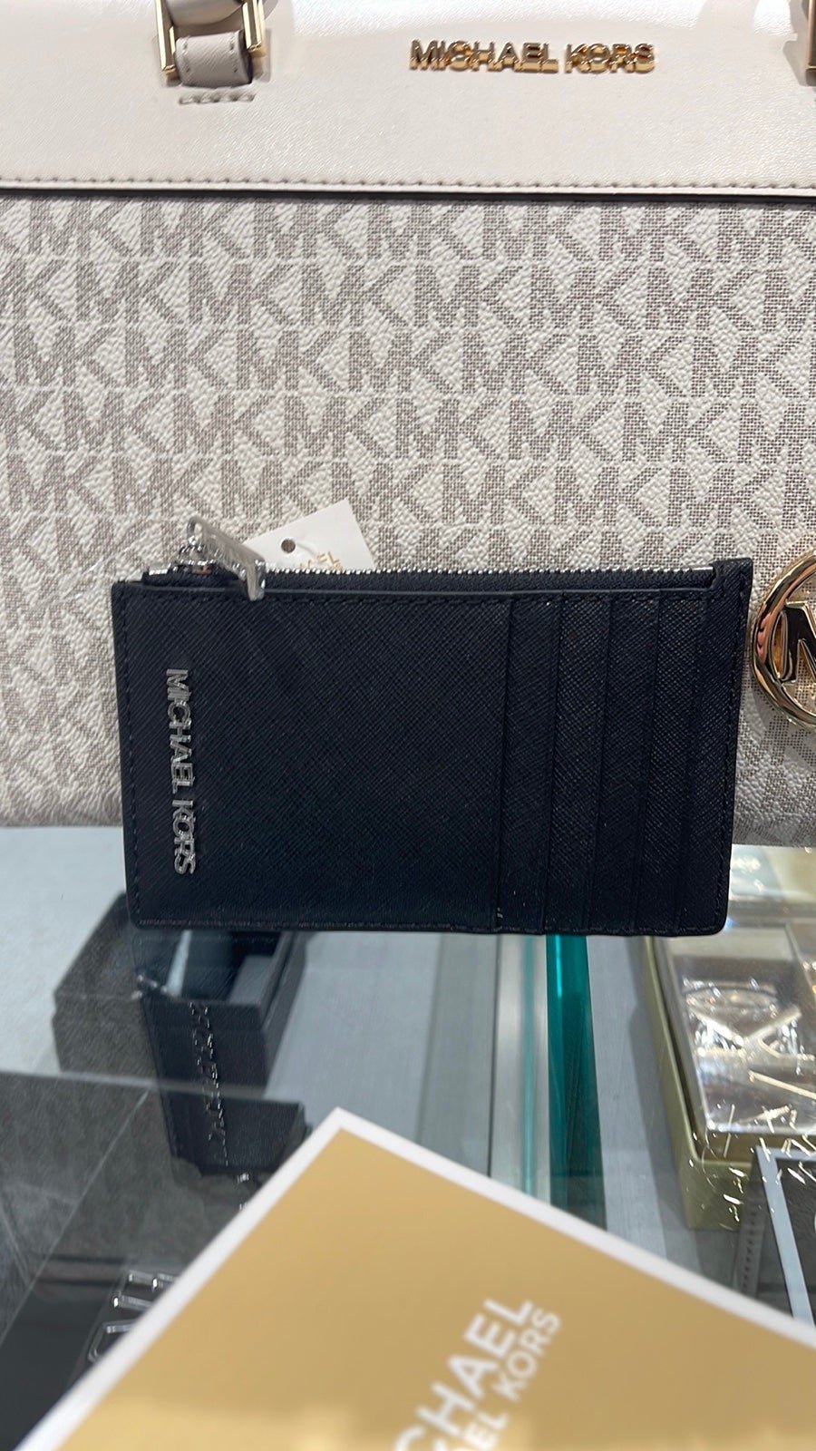 MICHAEL KORS Jet Set Travel Medium Top Zip Leather Card Case Black NWT