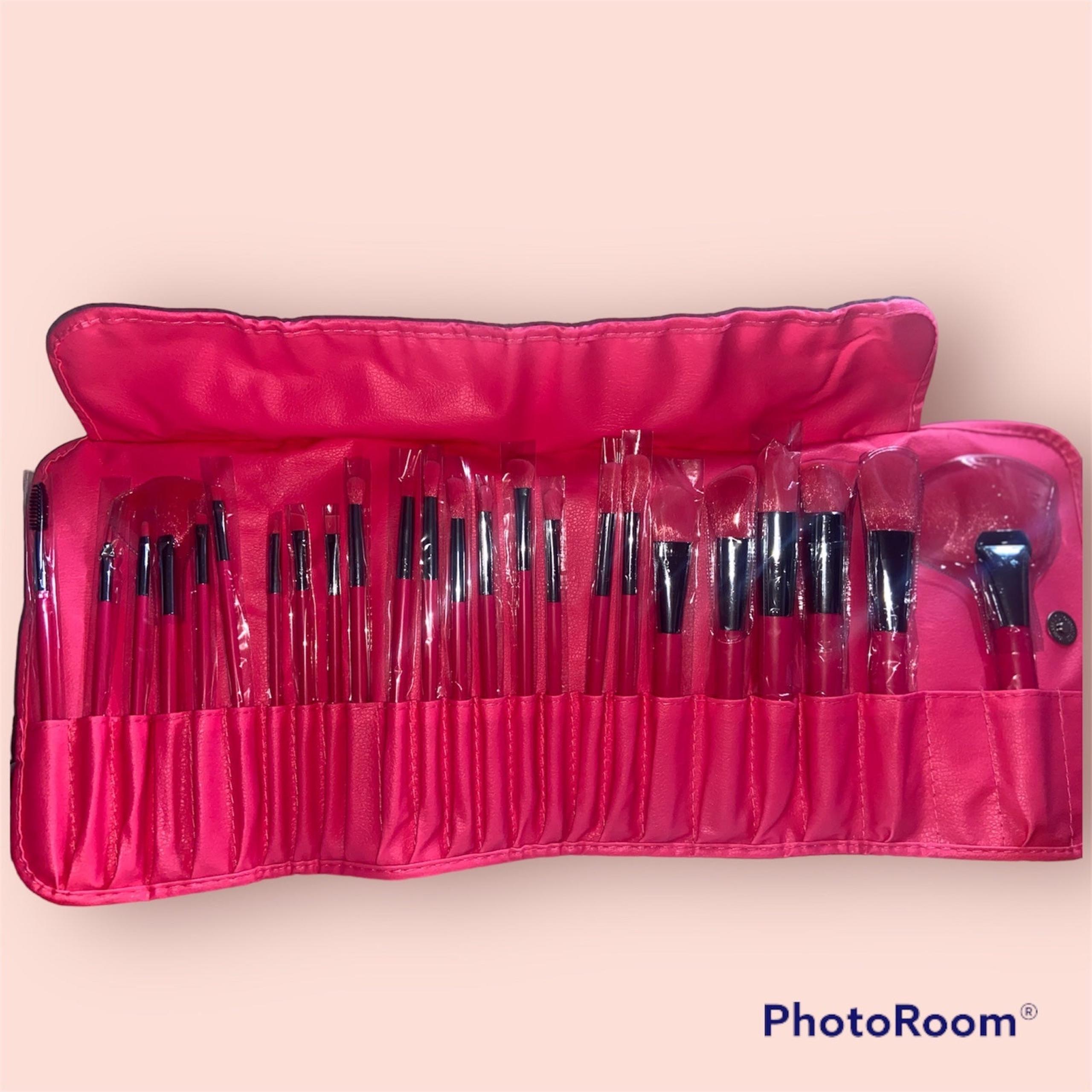 Beauty Creations 24 Piece Makeup Brushes