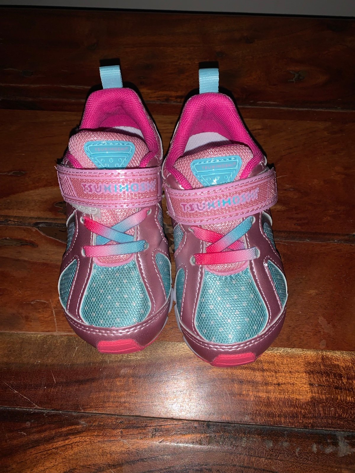 Tsukihoshi shoes size 8