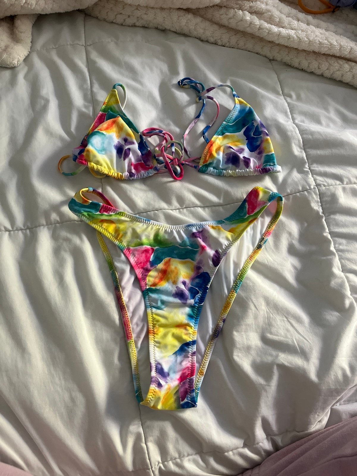 Heavy manners bikini