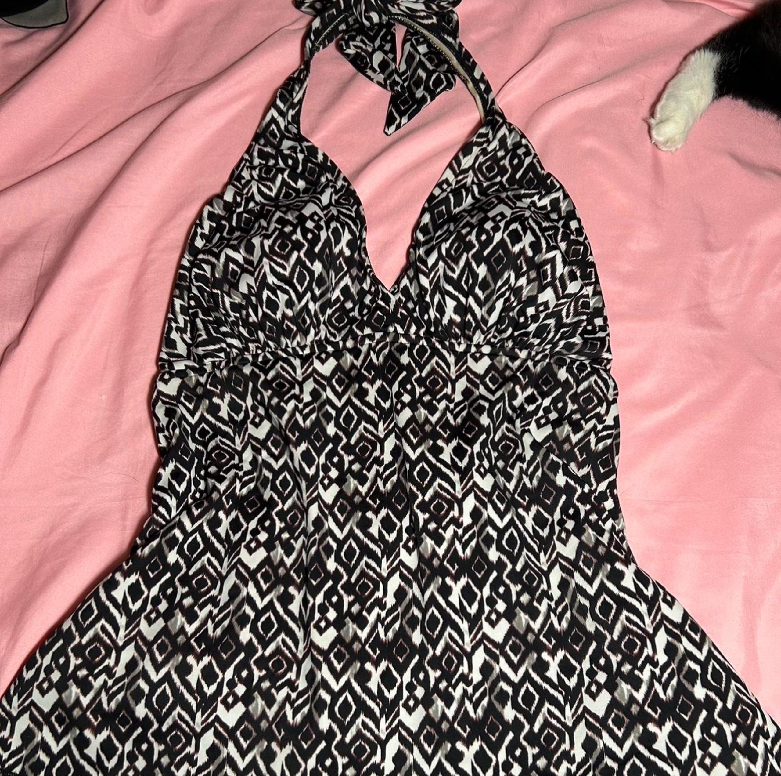 brown/black & white halter tankini