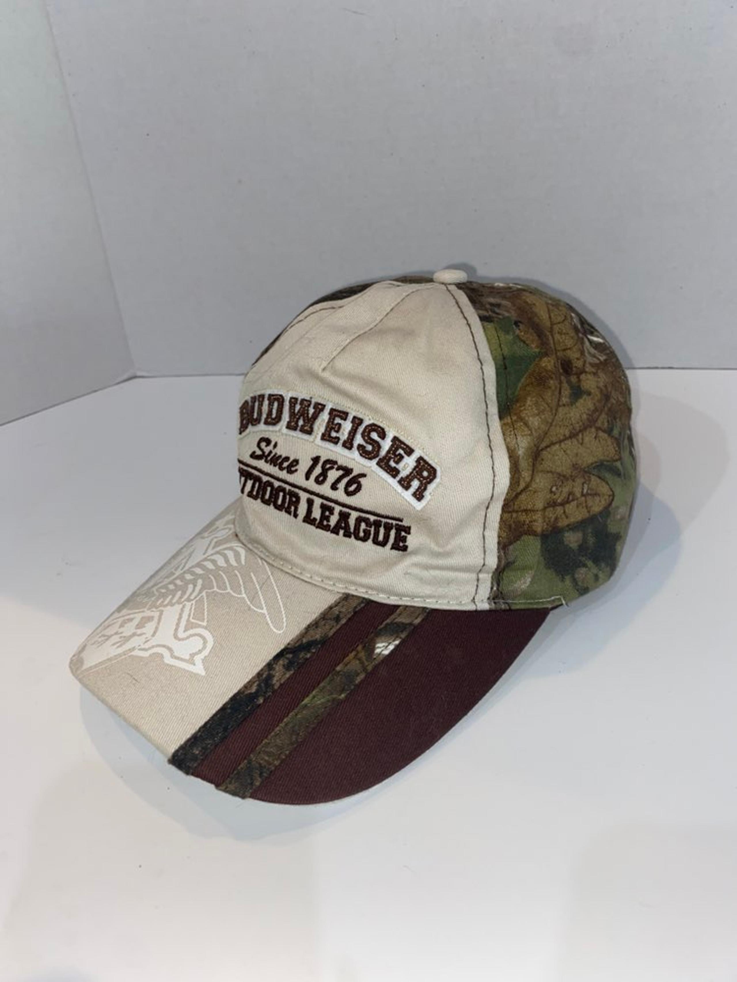 Budweiser Outdoor League Men's Hat Adjustable Baseball Cap Hat Camo 2010 Adjusta