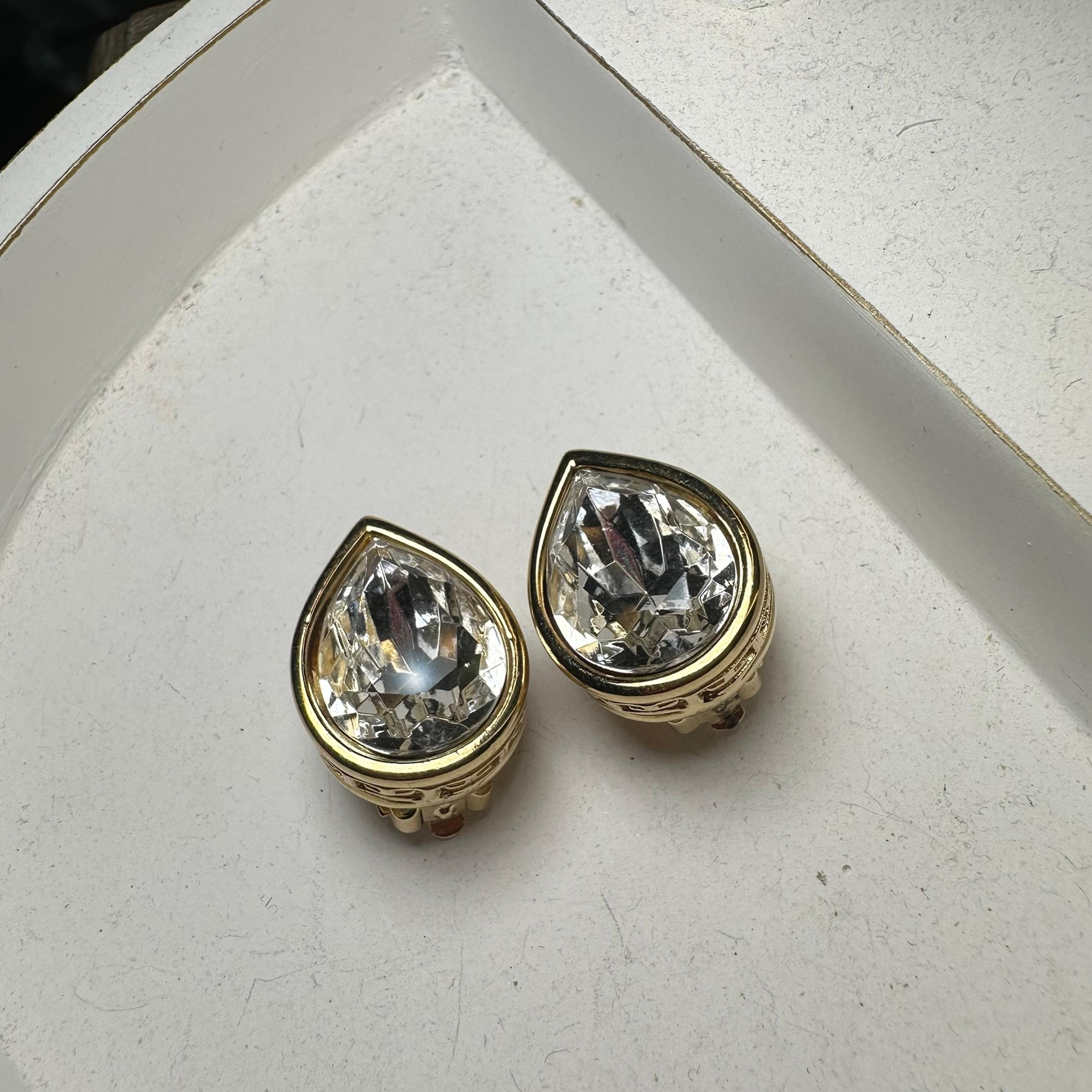Givenchy vintage clip on Earrings
