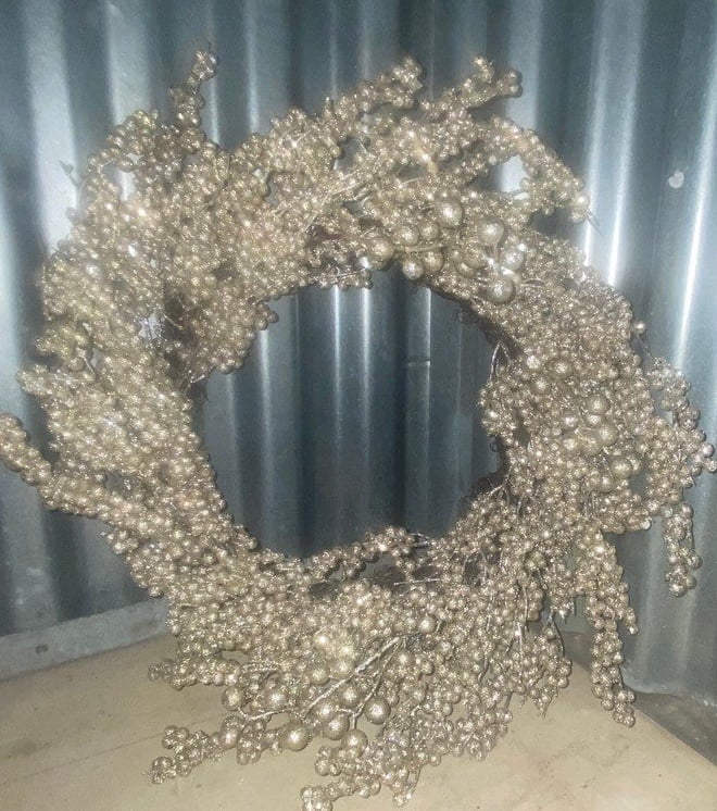 Glittering Pearl and Berry Decorative Wreath